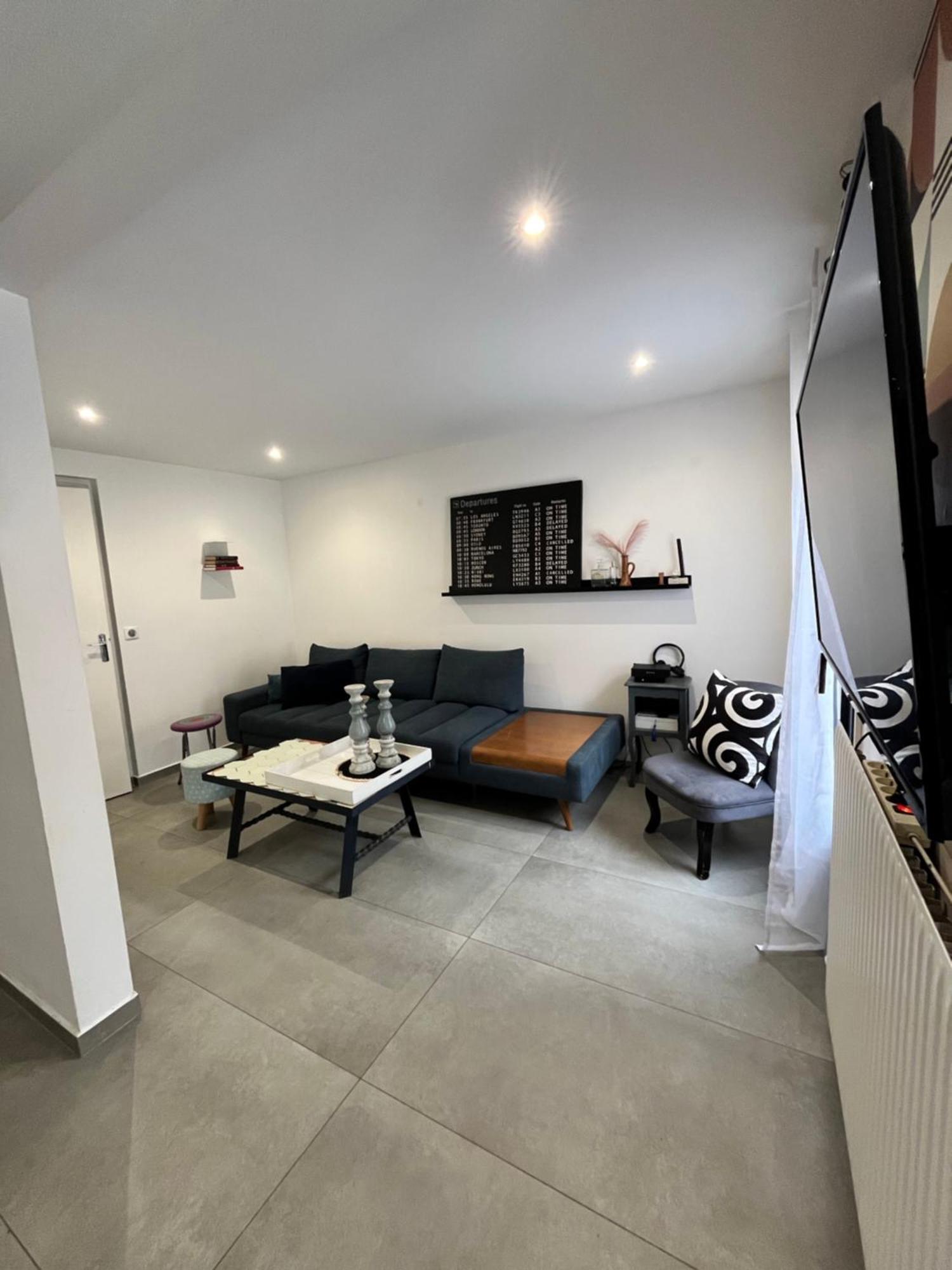 Station House - Maison Entre Disneyland Et Paris Roissy en Brie Bagian luar foto